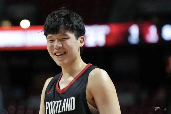 Yang Hansen đã giành được hàng chục giải đấu mùa hè NBA của mình. Anh ấy sẽ thực hiện ổn định hơn ti