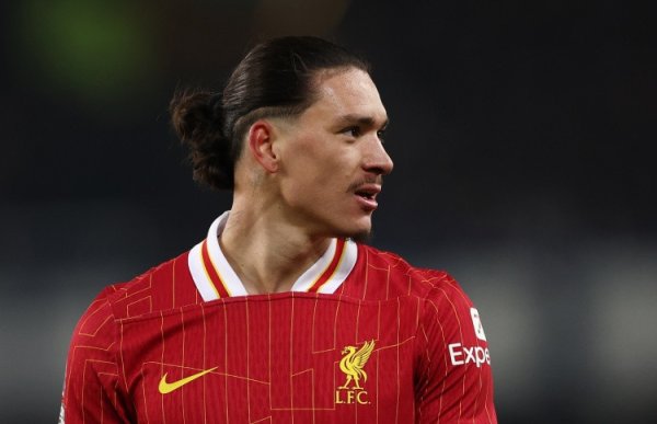 Pedura: Napoli từ bỏ Nunez để chọn Luca, nhưng tiền đạo Uruguay không thiếu trích dẫn